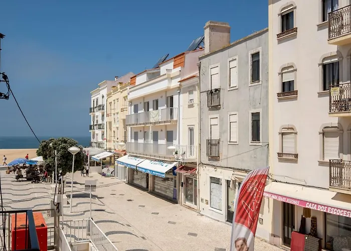 Flowers House * Nazaré